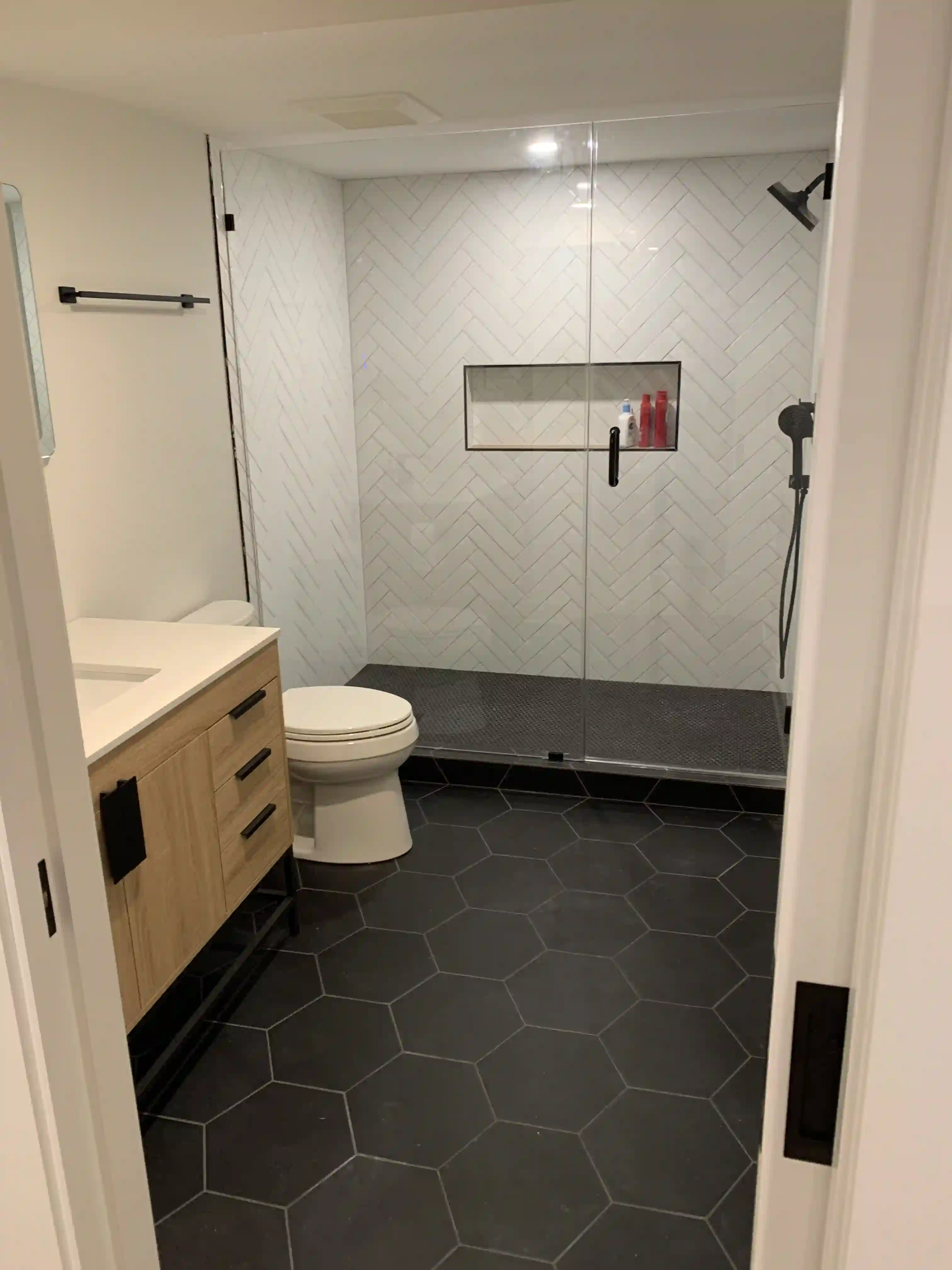 Bathroom 5.1 .