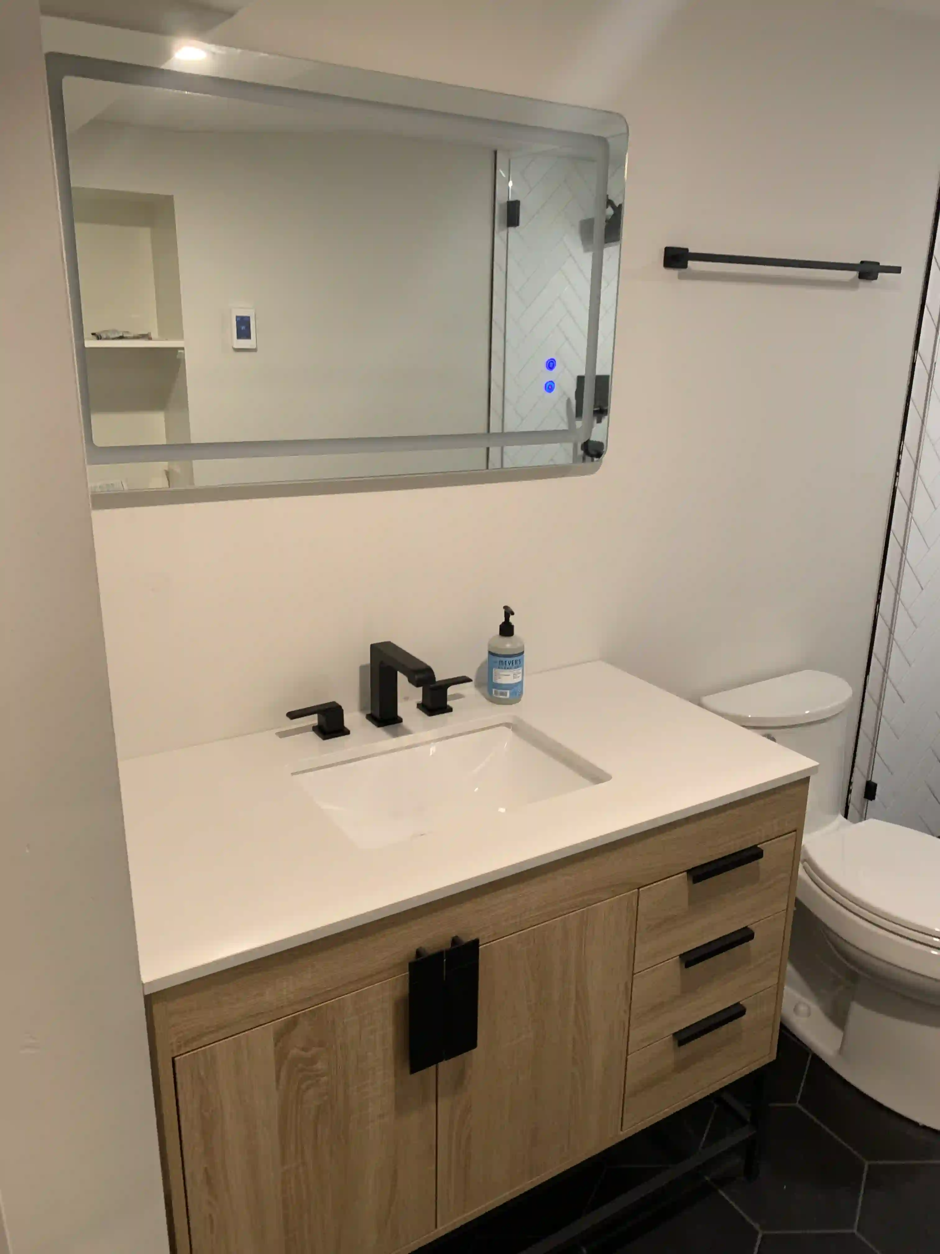 Bathroom 5.2 .